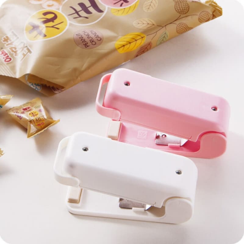 Portable Mini Sealer Home Heat Bag Plastic Food Snacks Bag Sealing Machine 