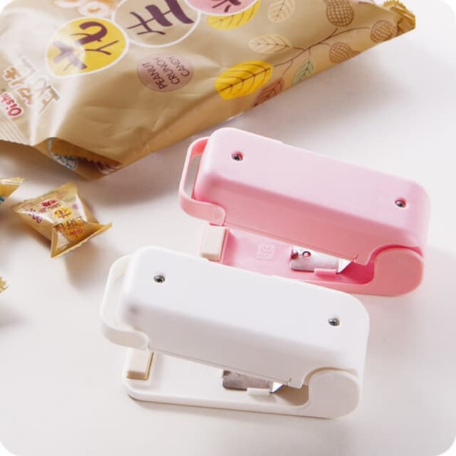 Portable Mini Sealer Home Heat Bag Plastic Food Snacks Bag Sealing Machine 